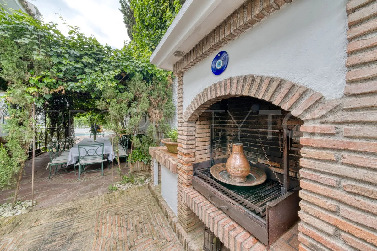Los Monteros villa for sale