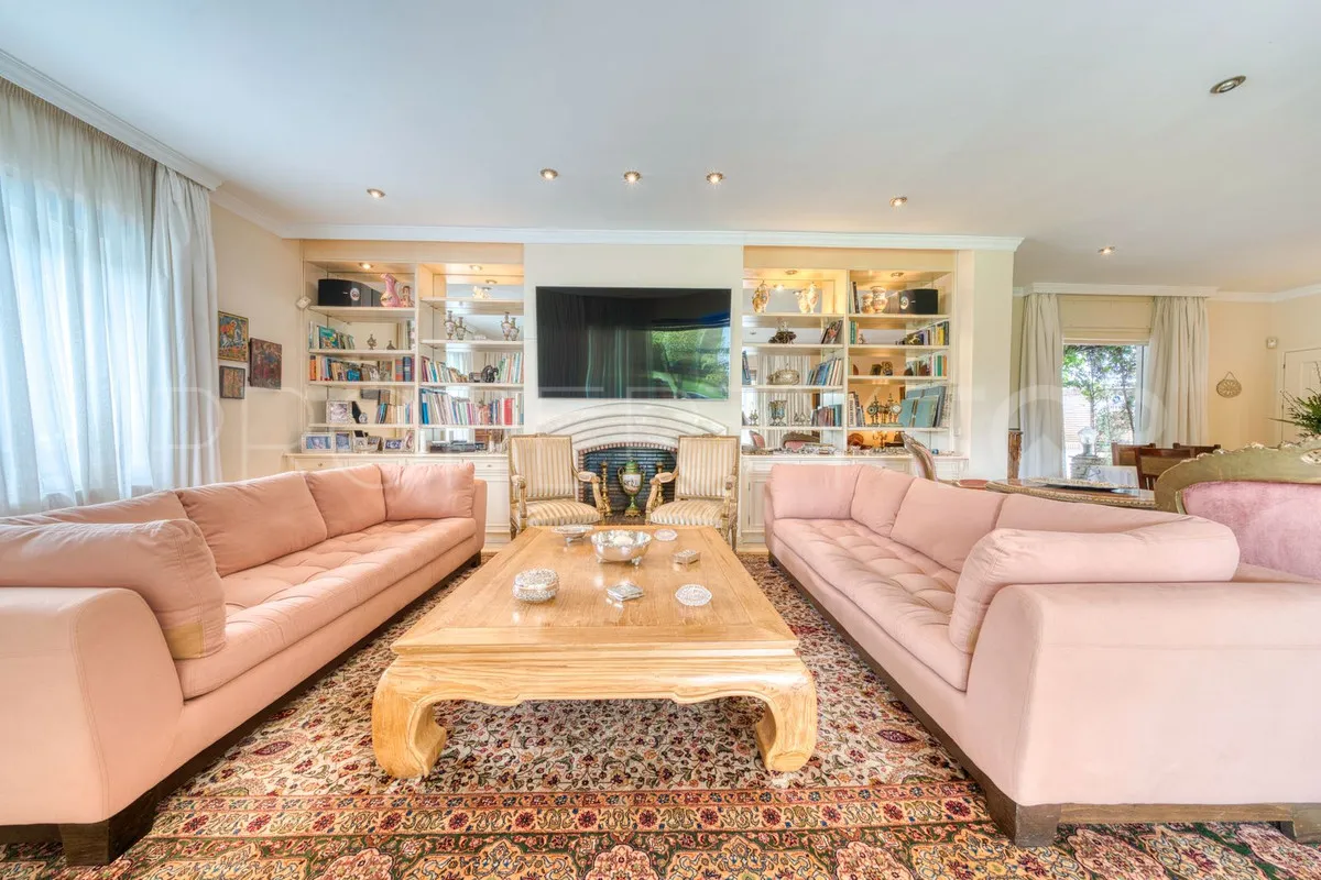 Los Monteros villa for sale
