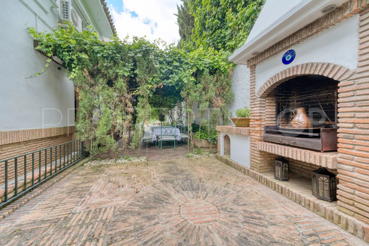 Los Monteros villa for sale