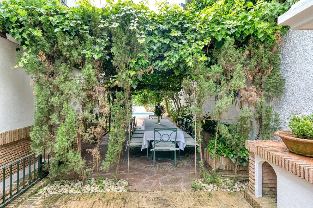 Los Monteros villa for sale