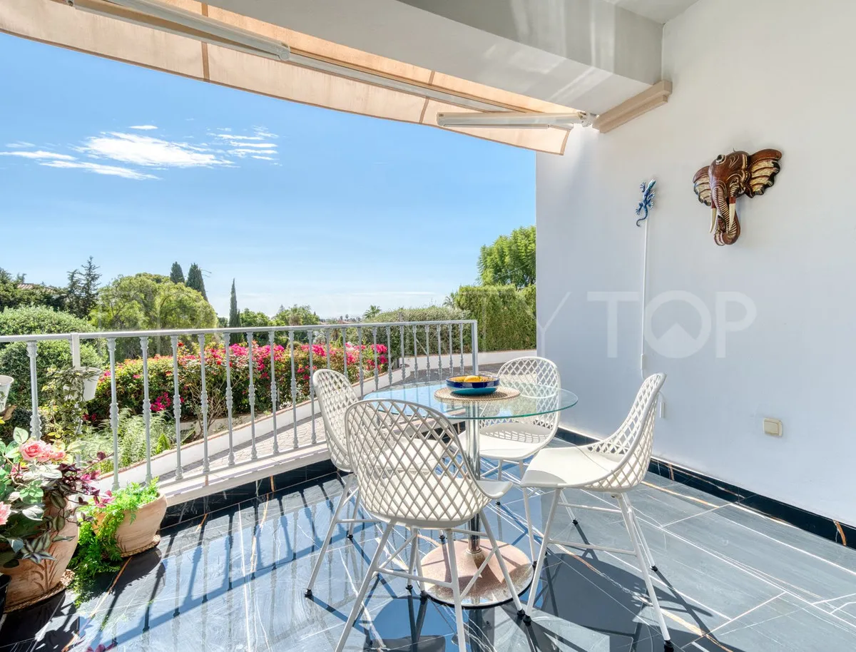 For sale villa in Sierrezuela with 6 bedrooms