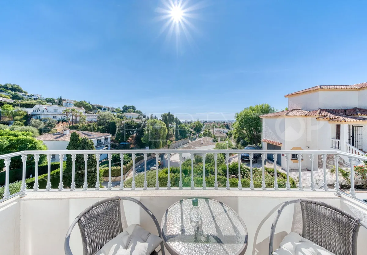 For sale villa in Sierrezuela with 6 bedrooms