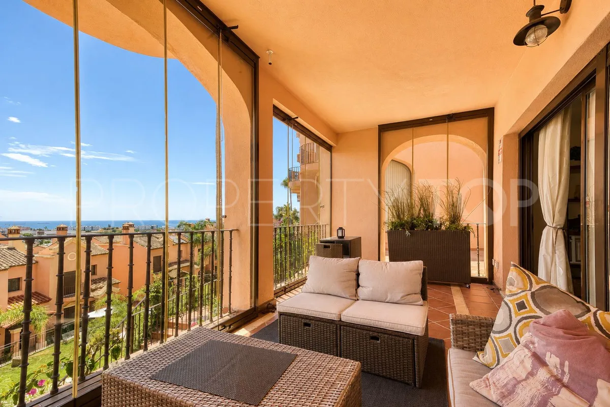 For sale 3 bedrooms town house in Estepona