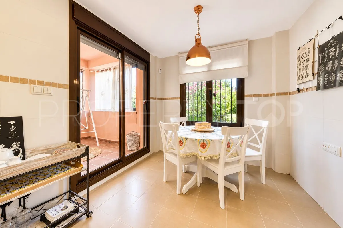 For sale 3 bedrooms town house in Estepona