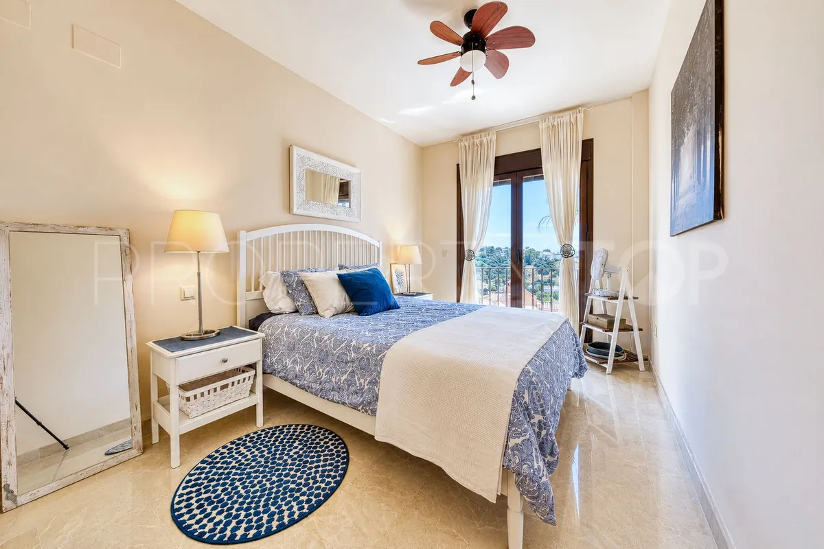 For sale 3 bedrooms town house in Estepona