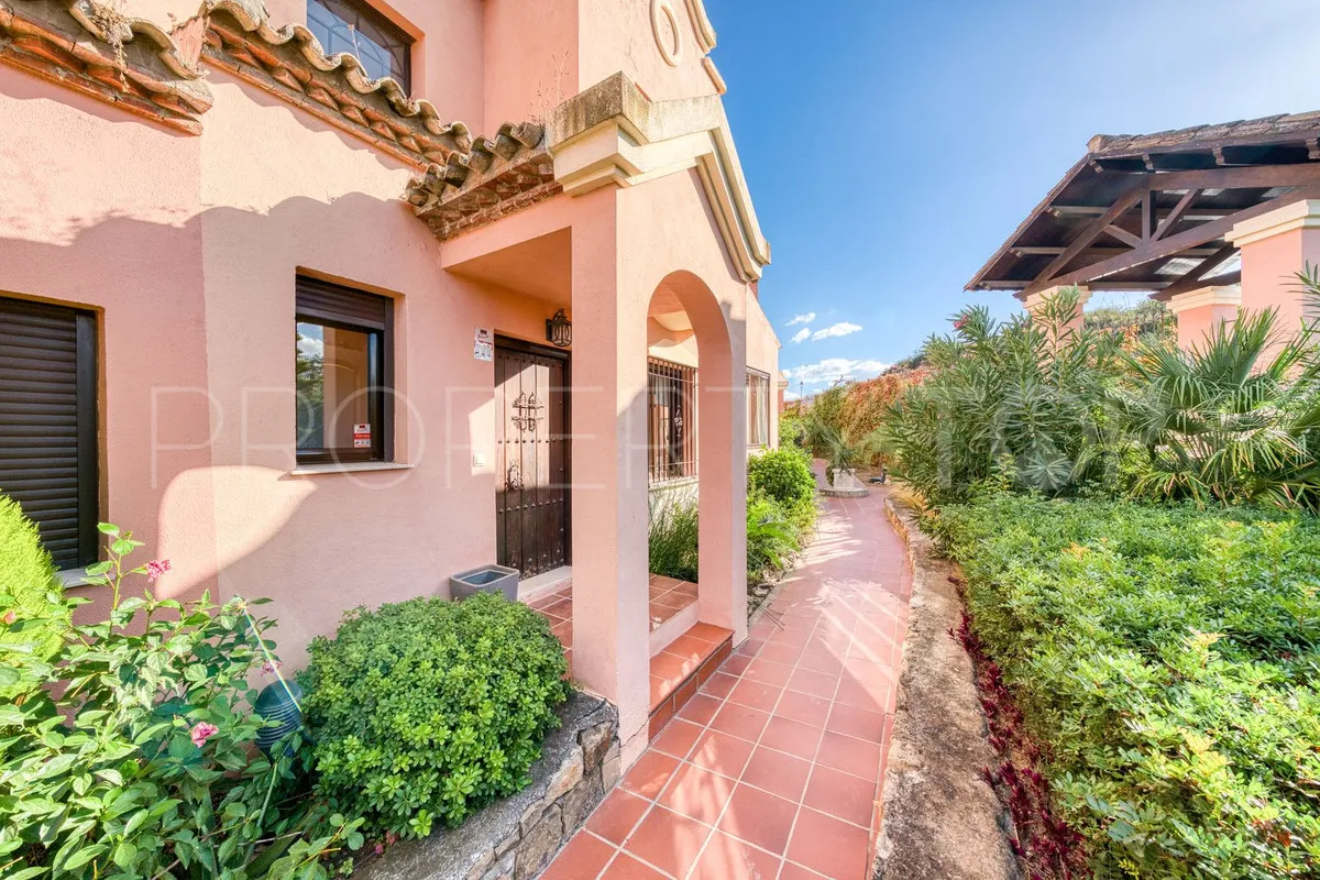For sale 3 bedrooms town house in Estepona