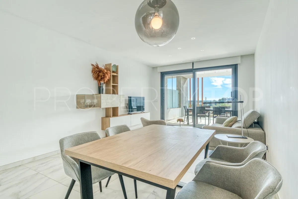 2 bedrooms penthouse in Estepona for sale