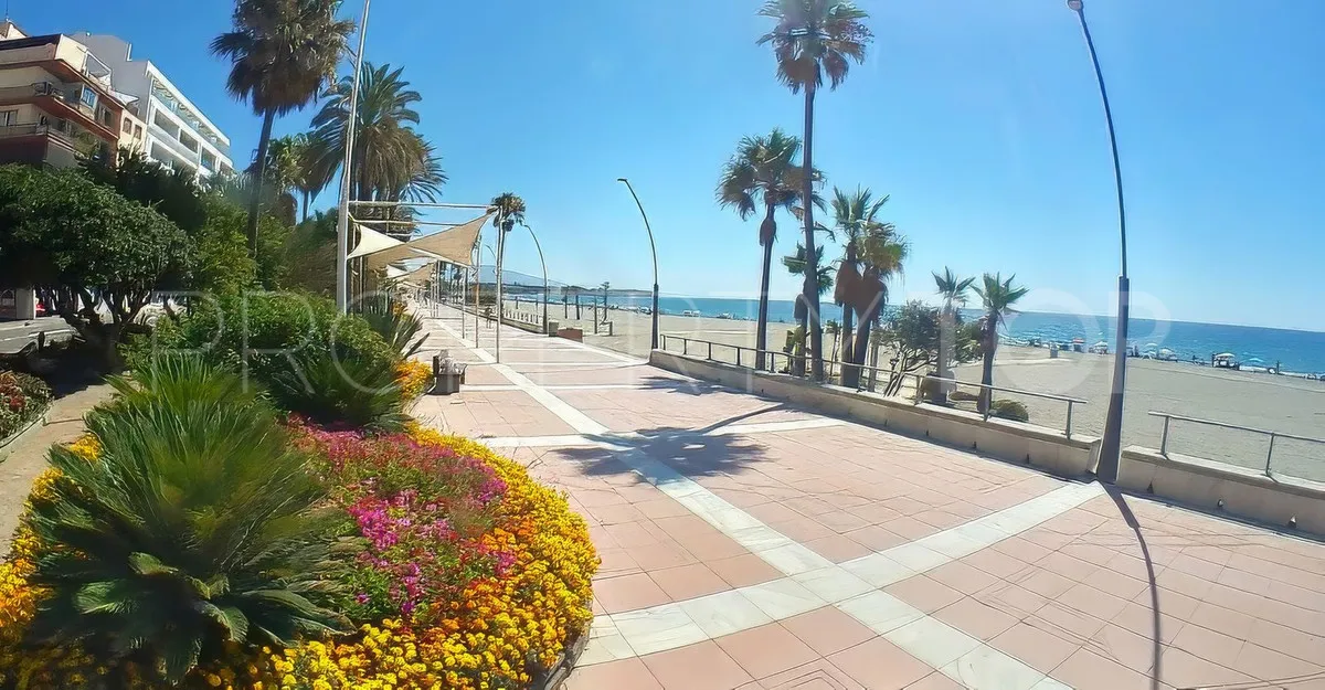 2 bedrooms penthouse in Estepona for sale