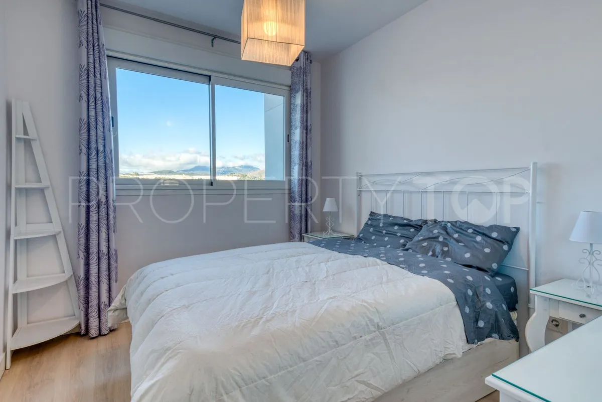 For sale Estepona penthouse with 3 bedrooms