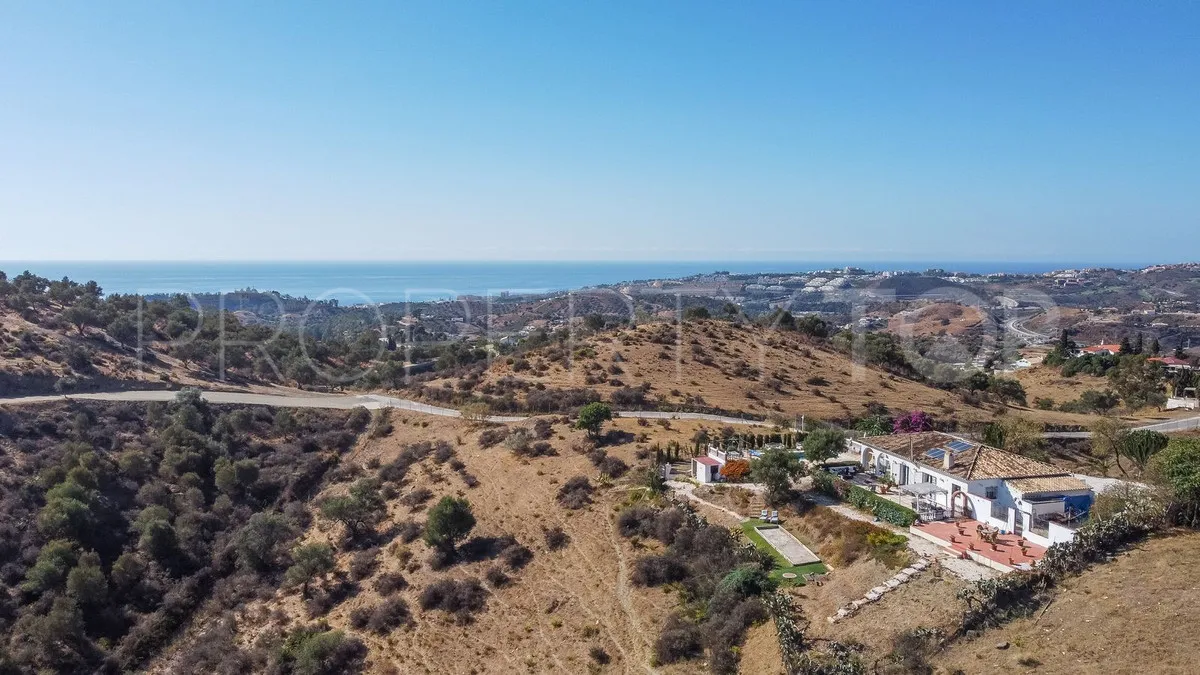 For sale Cala de Mijas villa with 4 bedrooms