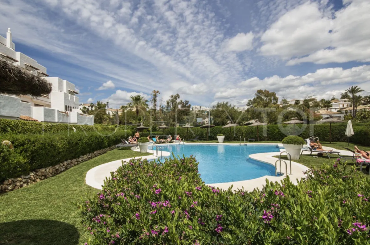 Apartamento planta baja en venta en New Golden Mile