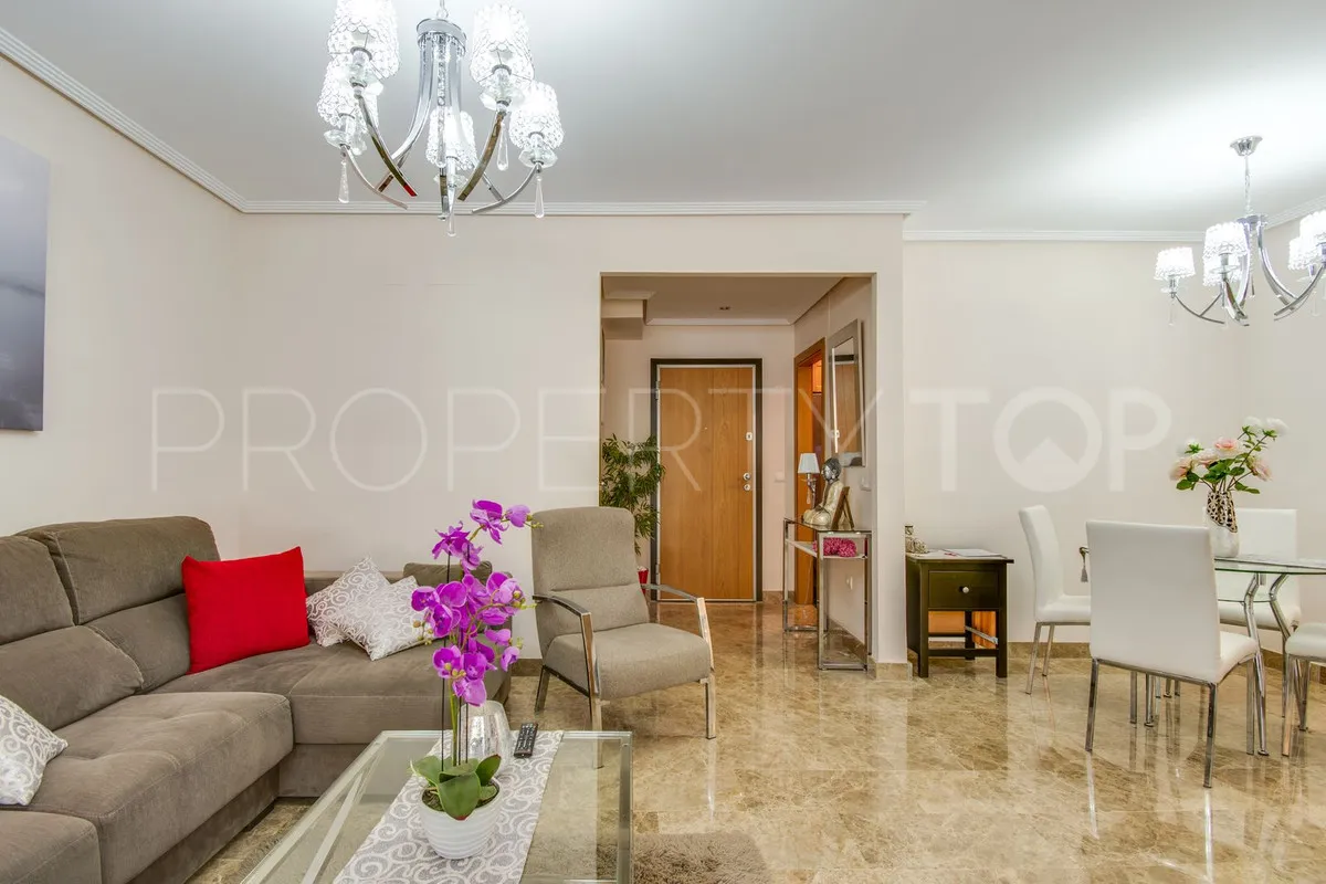Apartamento planta baja en venta en New Golden Mile