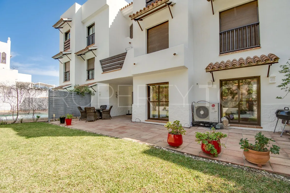 Apartamento planta baja en venta en New Golden Mile