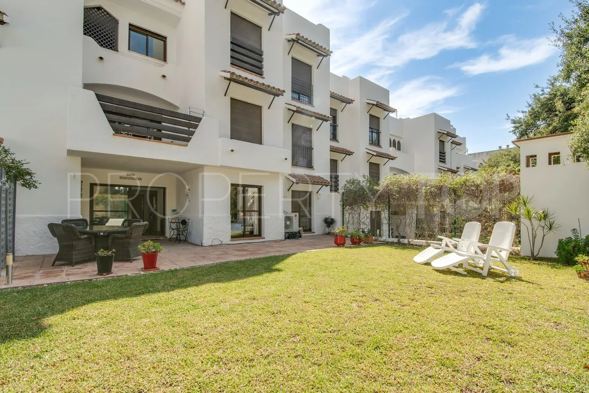 Apartamento planta baja en venta en New Golden Mile