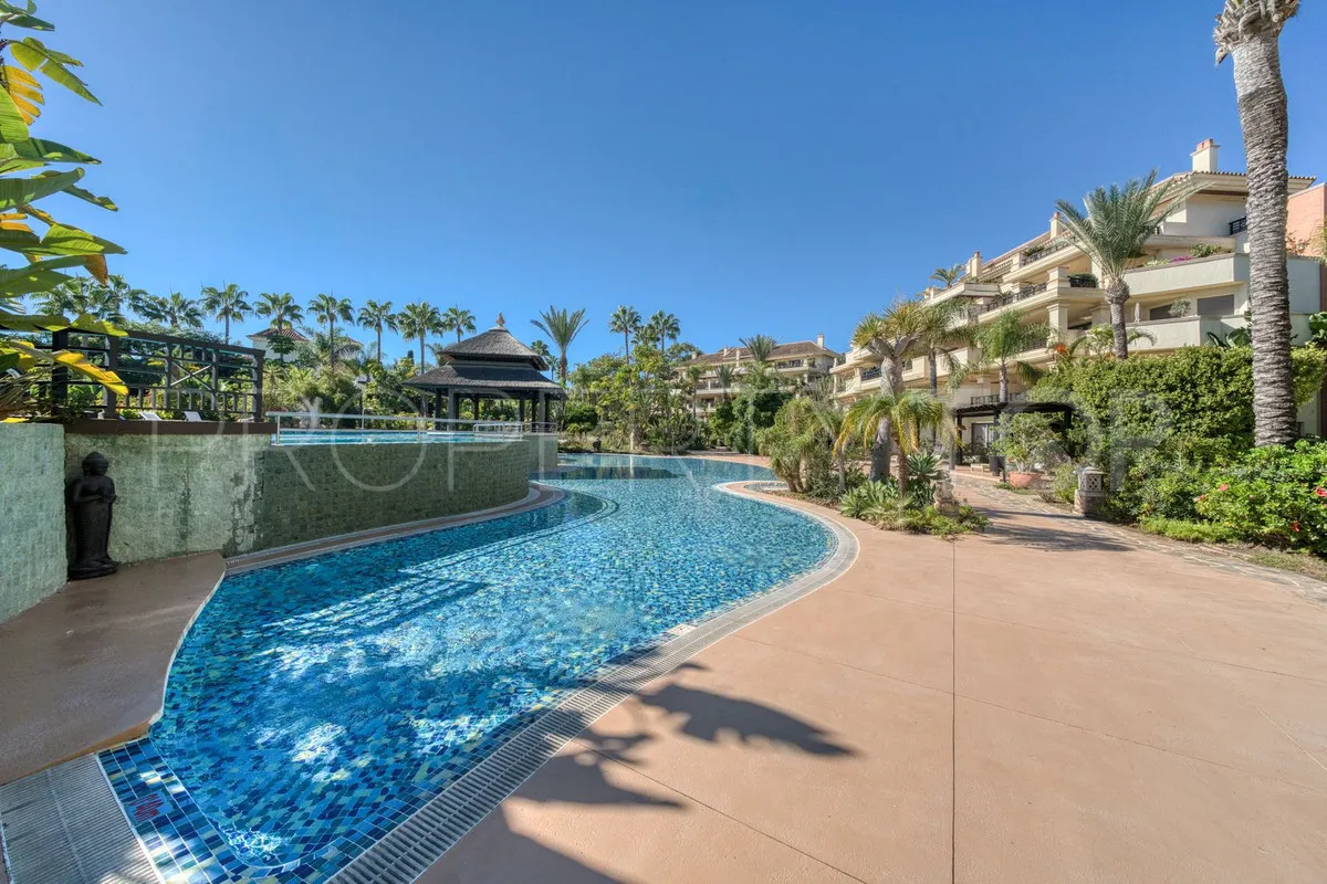Apartamento a la venta en Marbella - Puerto Banus con 6 dormitorios