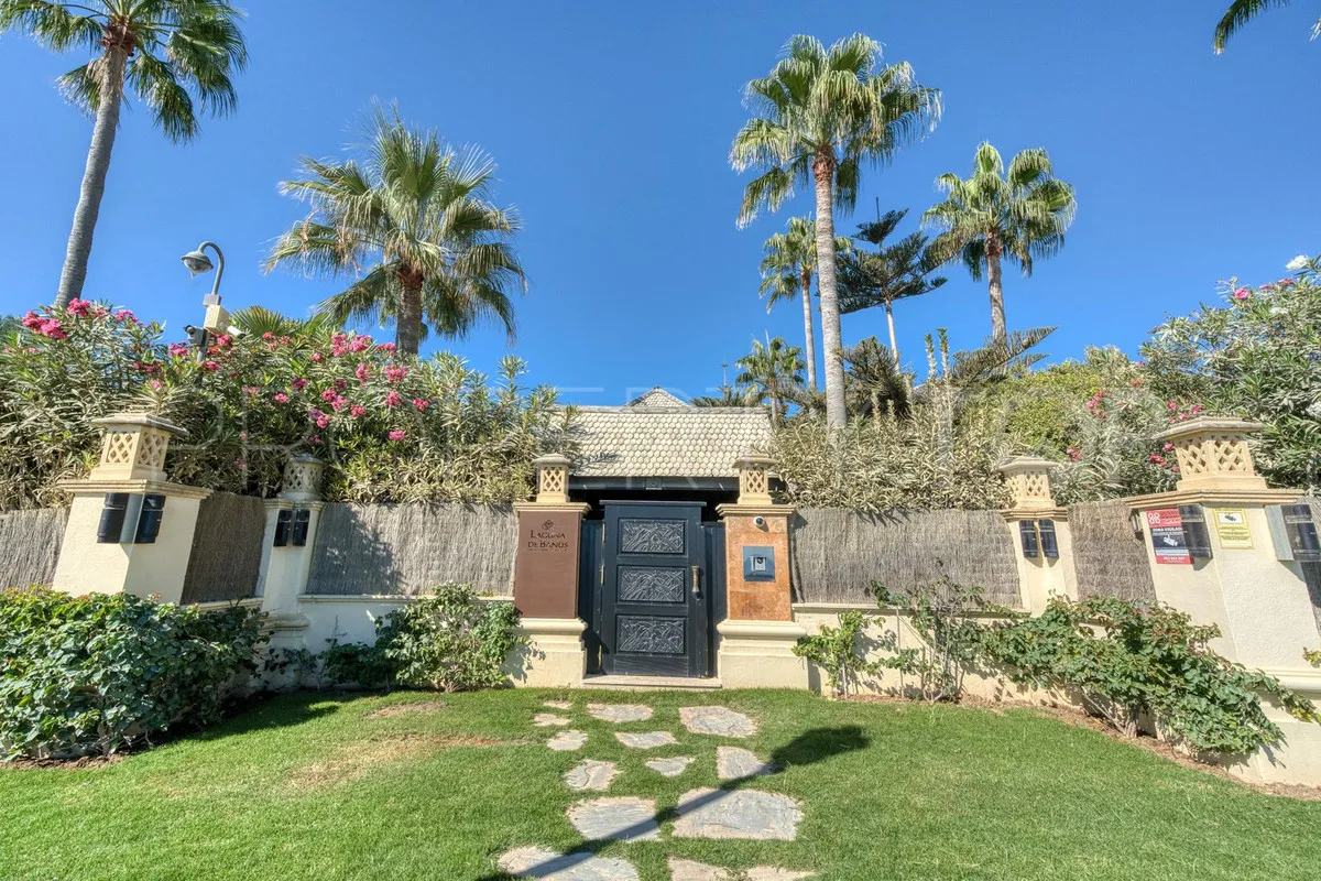 Apartamento a la venta en Marbella - Puerto Banus con 6 dormitorios