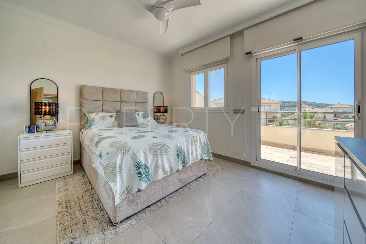 Se vende apartamento en San Roque de 3 dormitorios