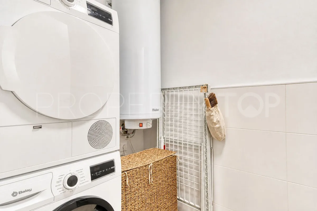 Apartamento a la venta de 3 dormitorios en La Duquesa