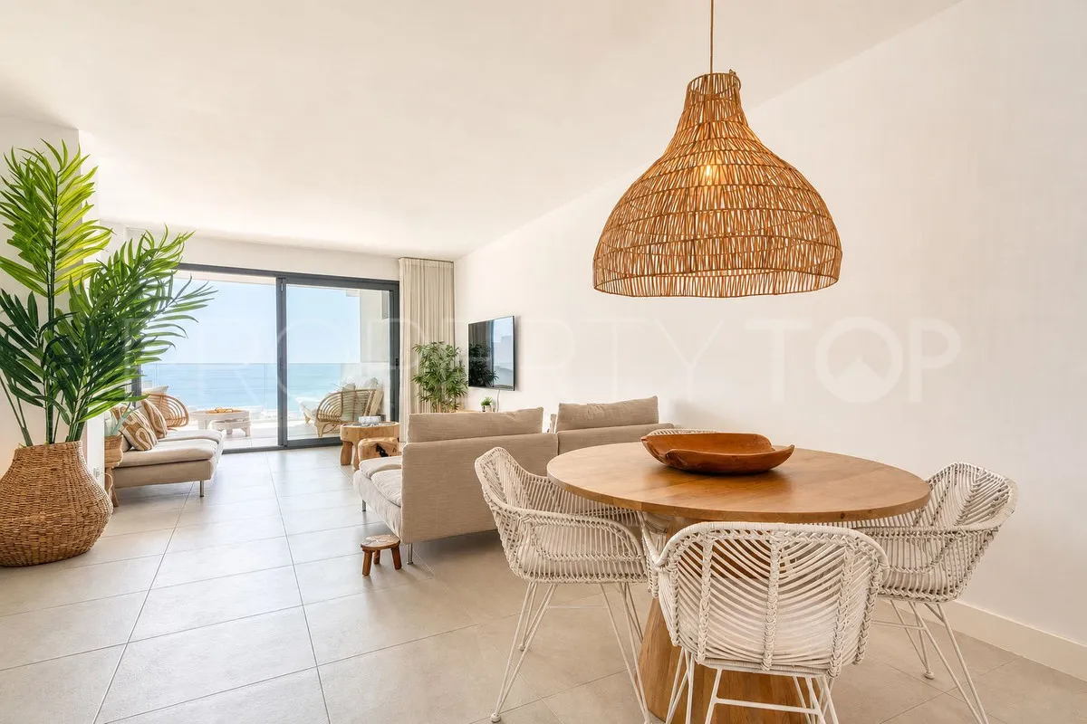Apartamento a la venta de 3 dormitorios en La Duquesa