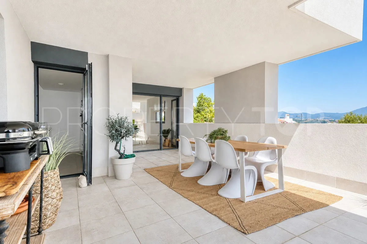 Apartamento a la venta de 3 dormitorios en La Duquesa