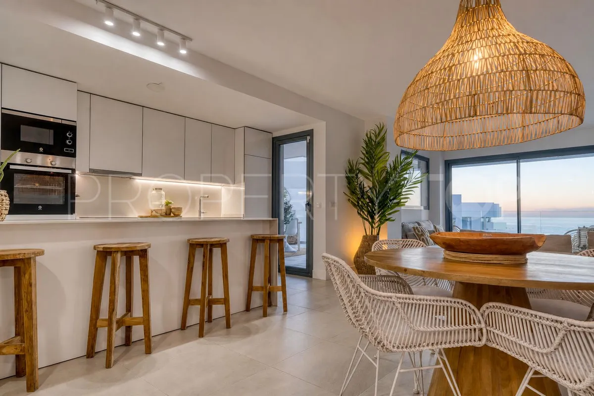Apartamento a la venta de 3 dormitorios en La Duquesa