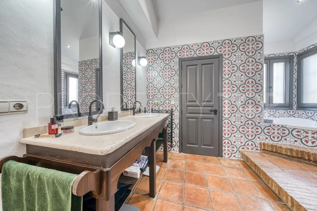 Casares Playa villa for sale