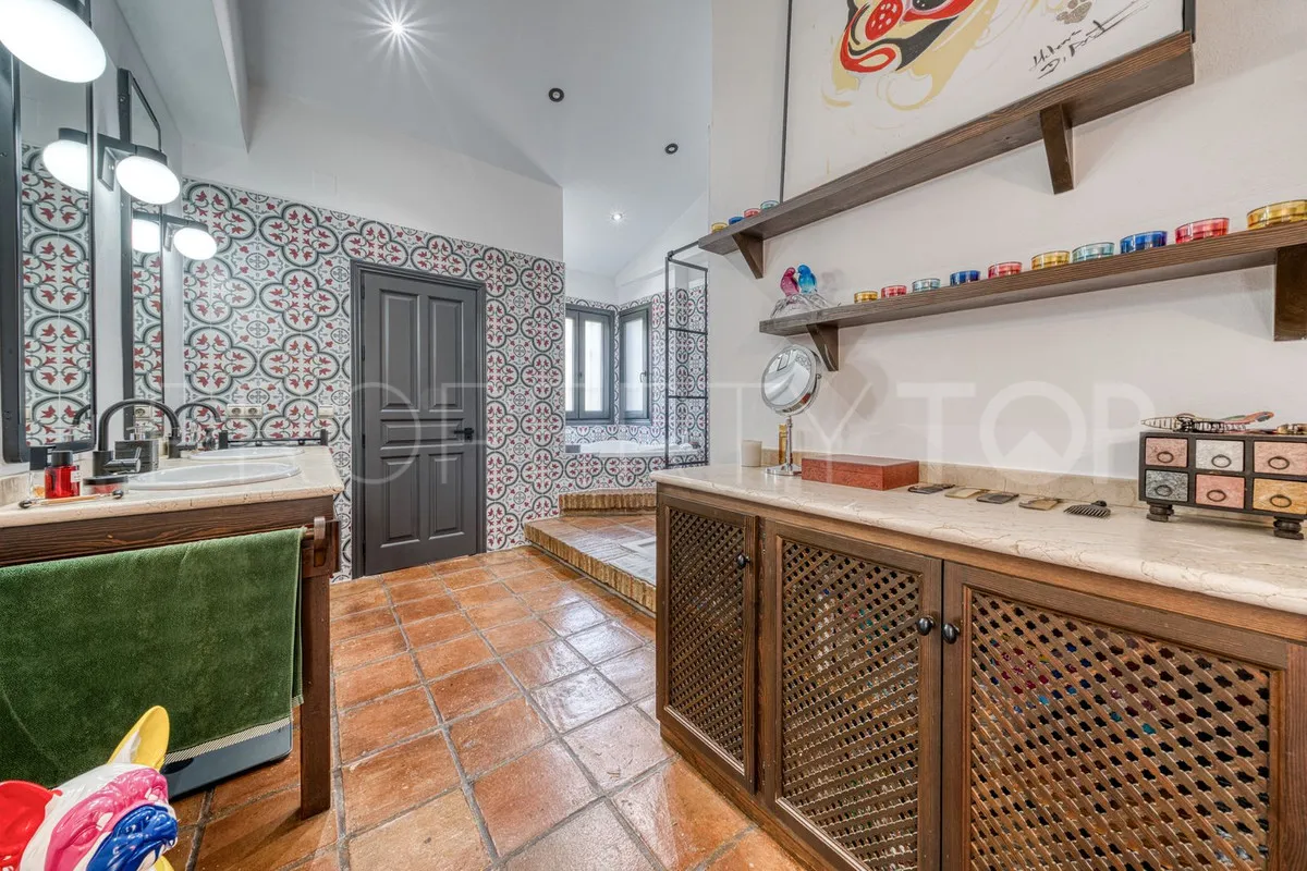 Casares Playa villa for sale