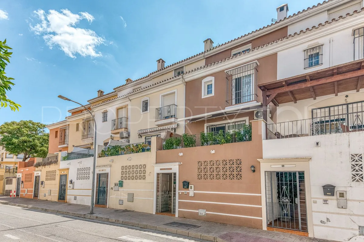 Adosado de 4 dormitorios a la venta en Coin