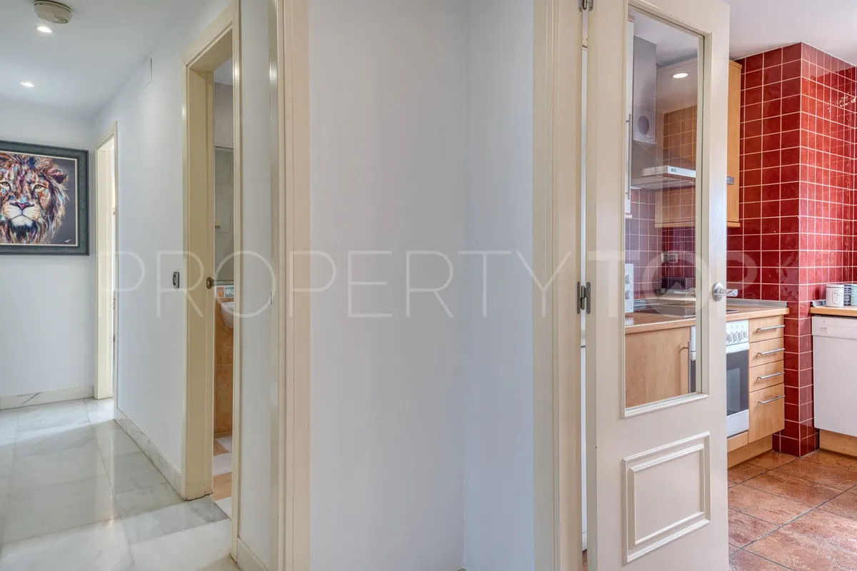 For sale 2 bedrooms apartment in Benalmadena
