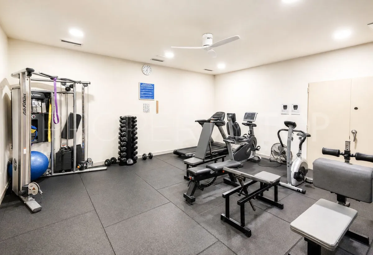 For sale 2 bedrooms apartment in Benalmadena
