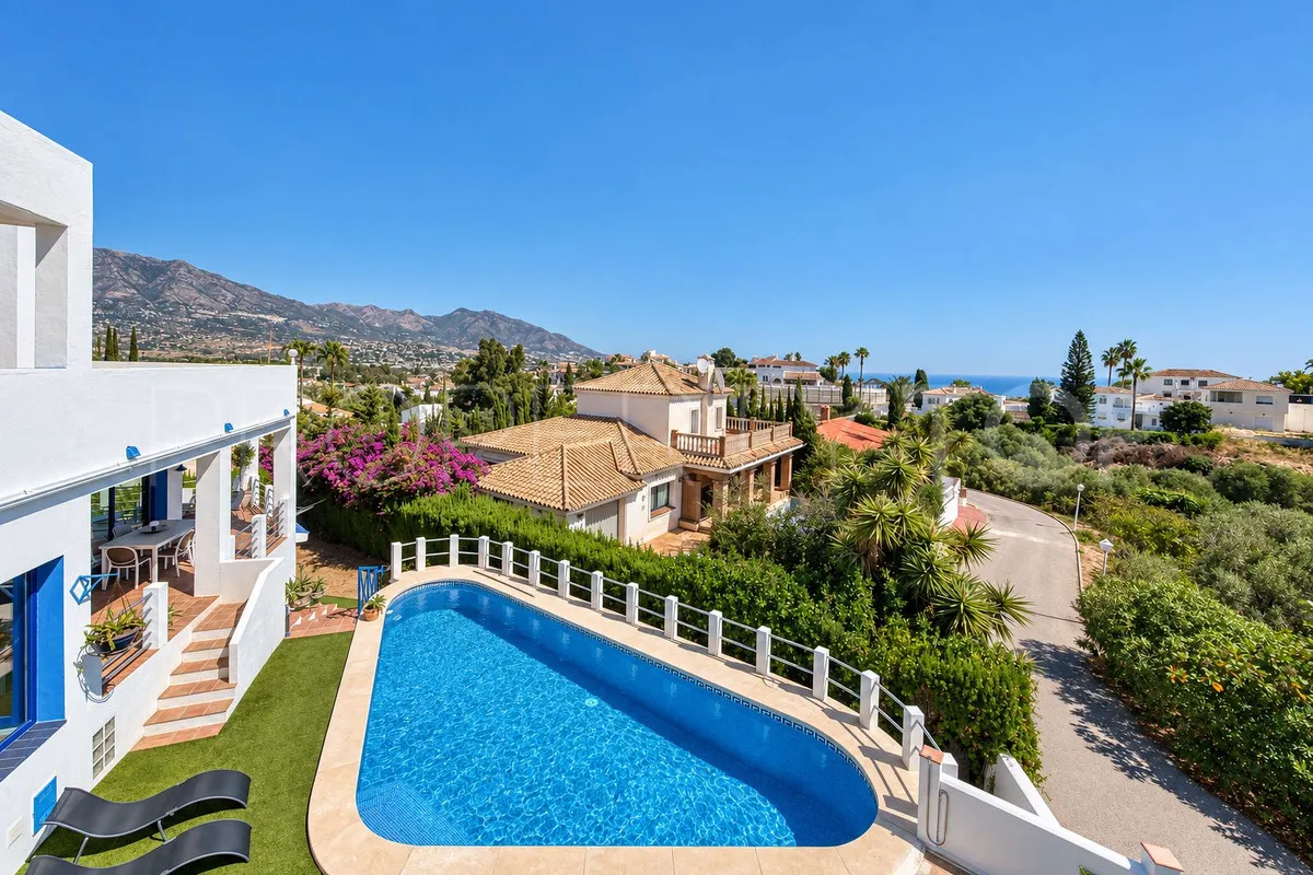 Cerros del Aguila, villa en venta con 4 dormitorios