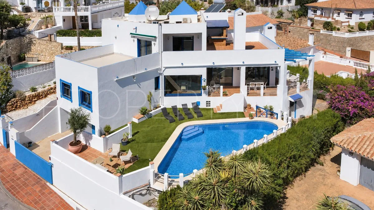 Cerros del Aguila, villa en venta con 4 dormitorios