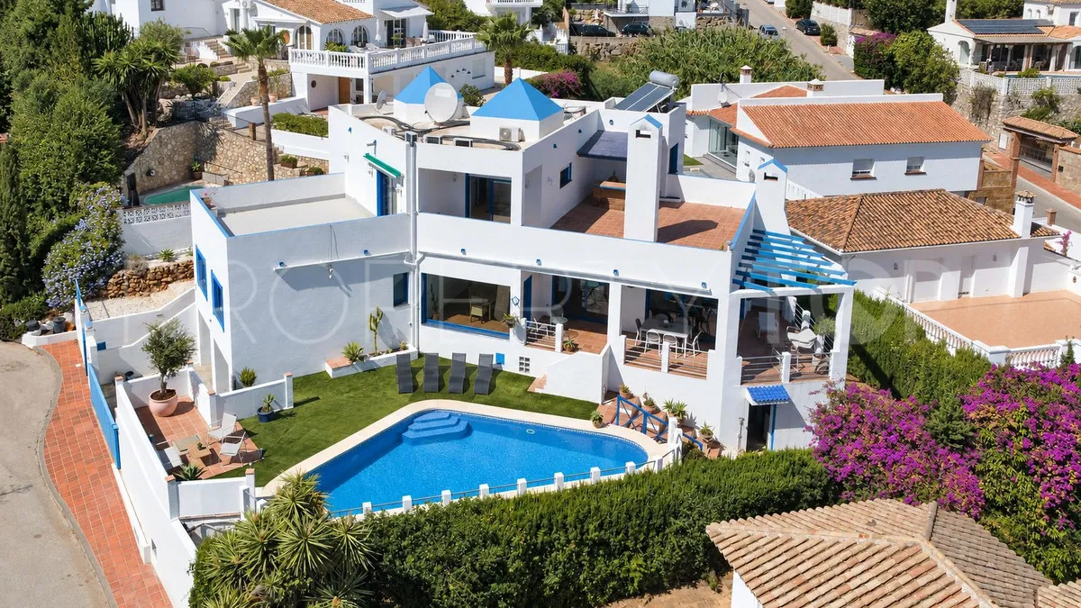 Cerros del Aguila, villa en venta con 4 dormitorios