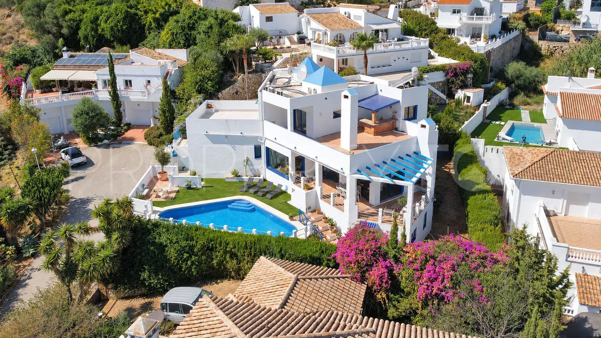 Cerros del Aguila, villa en venta con 4 dormitorios