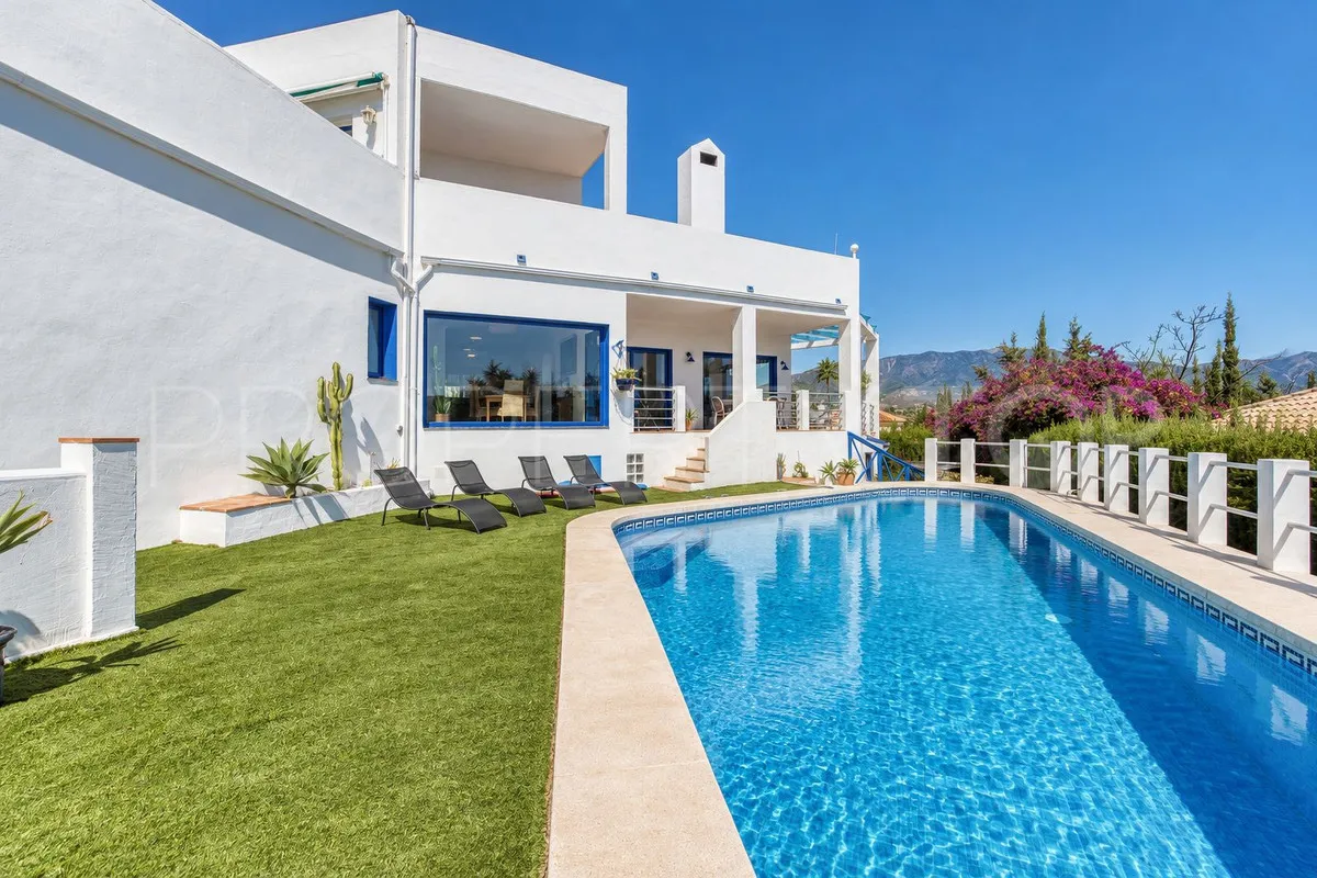 Cerros del Aguila, villa en venta con 4 dormitorios