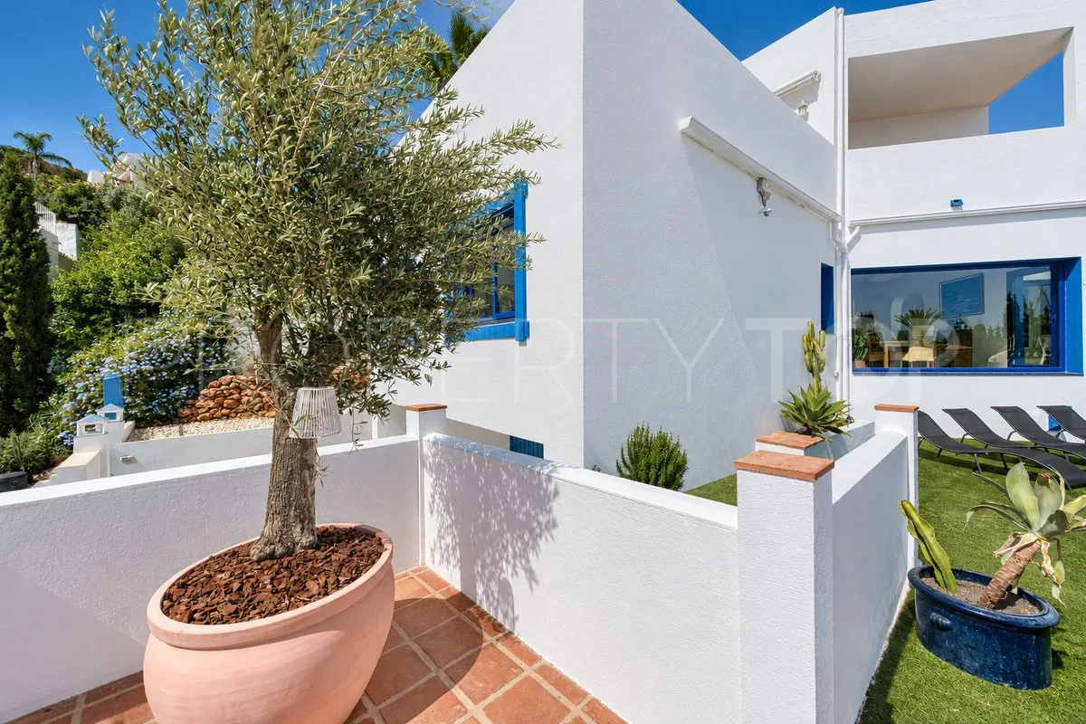 Cerros del Aguila, villa en venta con 4 dormitorios