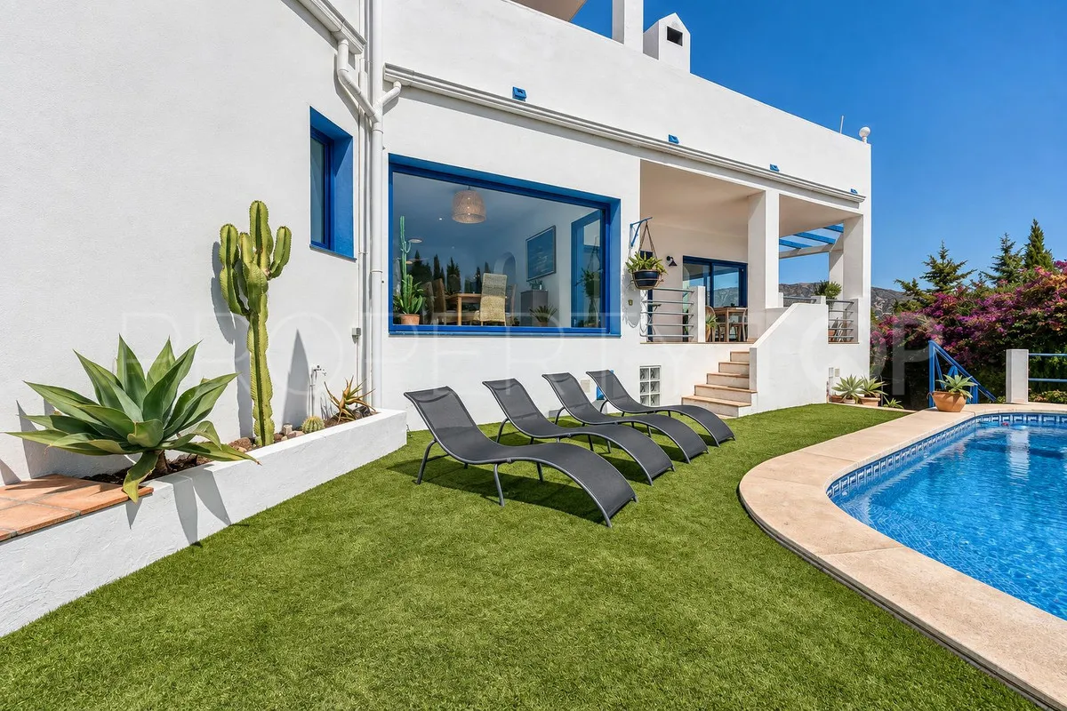 Cerros del Aguila, villa en venta con 4 dormitorios