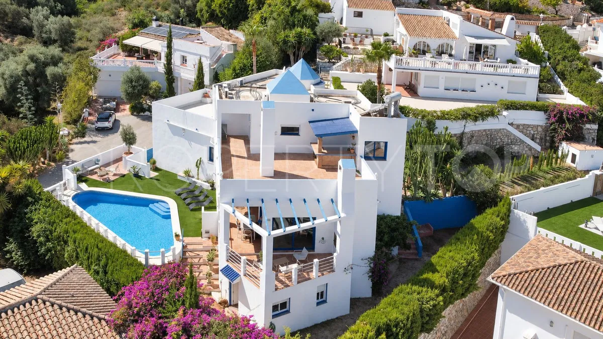 Cerros del Aguila, villa en venta con 4 dormitorios