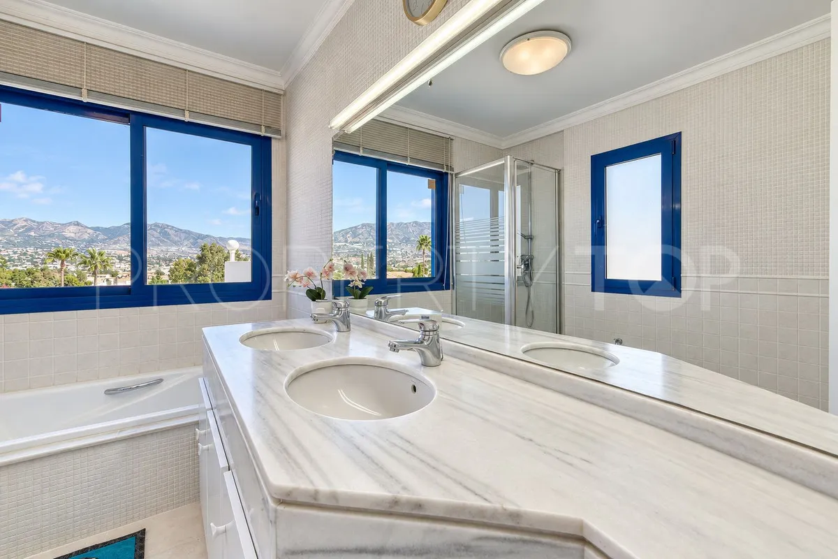 Cerros del Aguila, villa en venta con 4 dormitorios