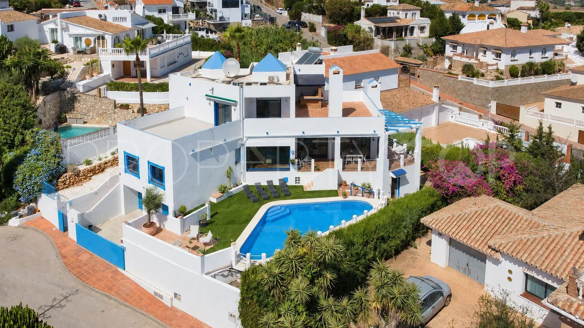 Cerros del Aguila, villa en venta con 4 dormitorios