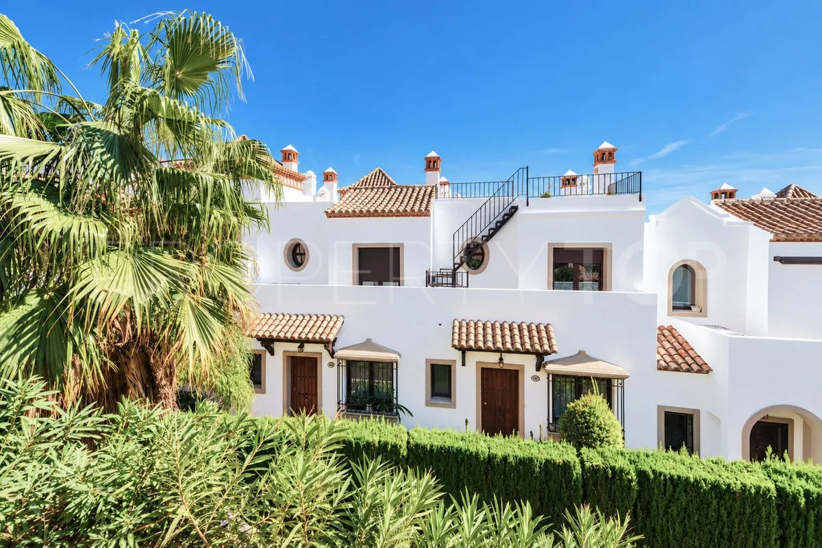 Estepona 3 bedrooms town house for sale