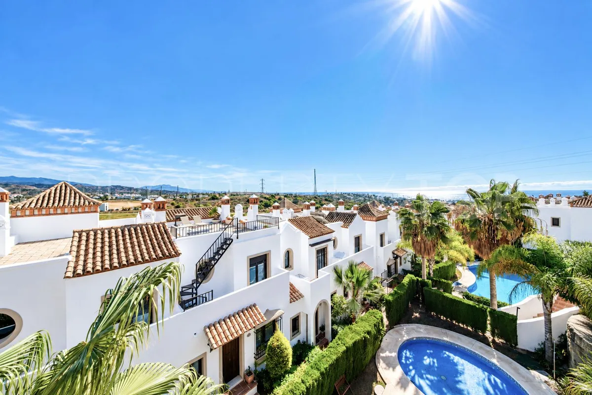 Estepona 3 bedrooms town house for sale