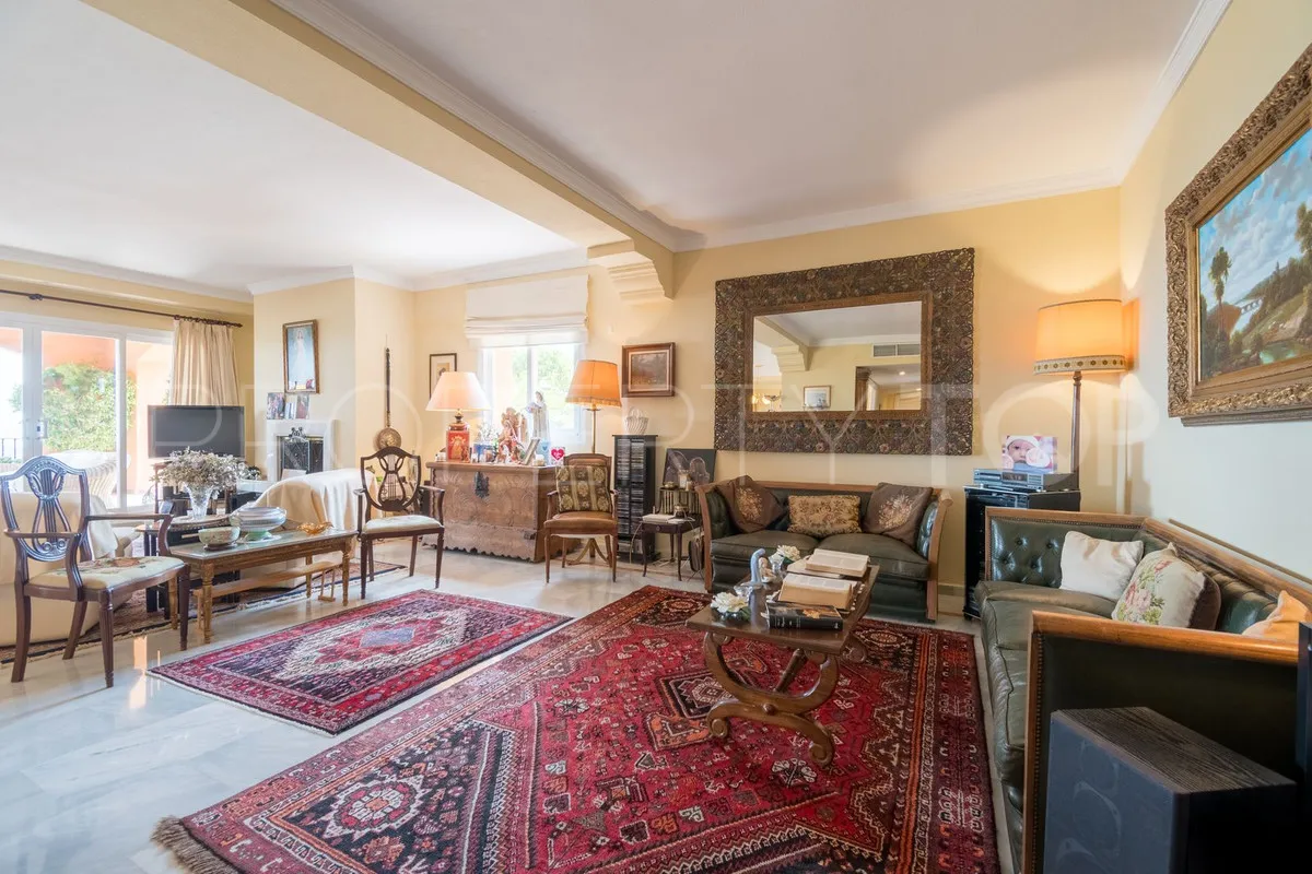 Nueva Andalucia, apartamento de 3 dormitorios en venta