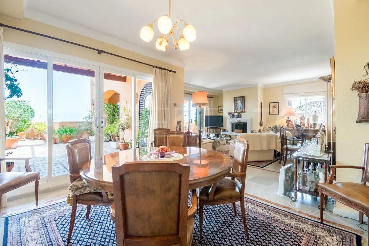 Nueva Andalucia, apartamento de 3 dormitorios en venta