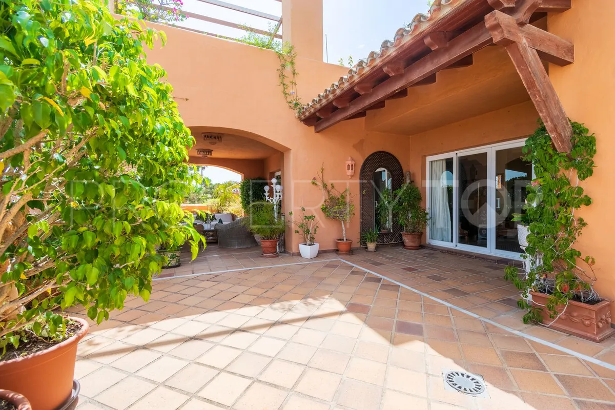Nueva Andalucia, apartamento de 3 dormitorios en venta