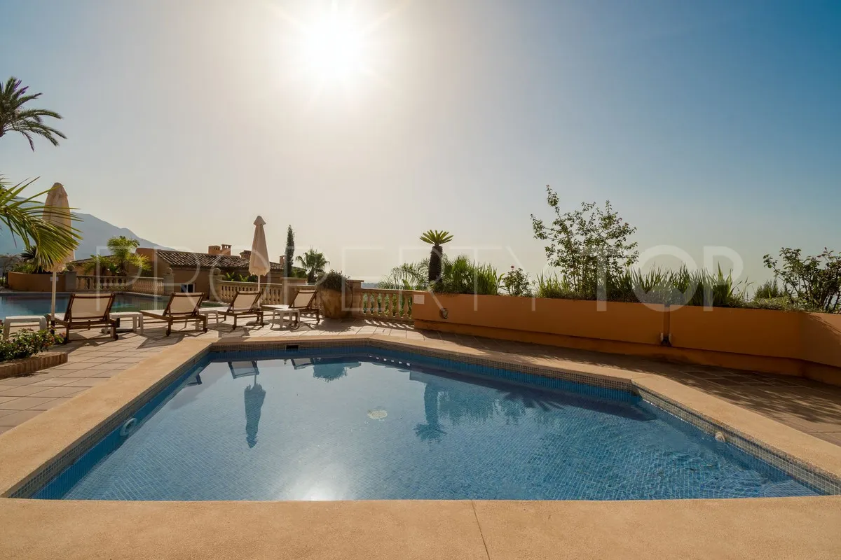 Nueva Andalucia, apartamento de 3 dormitorios en venta