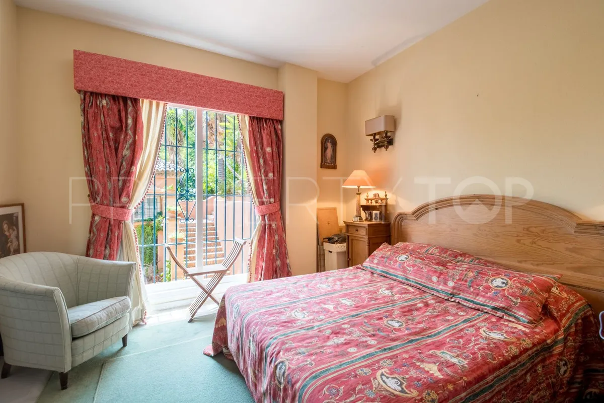Nueva Andalucia, apartamento de 3 dormitorios en venta