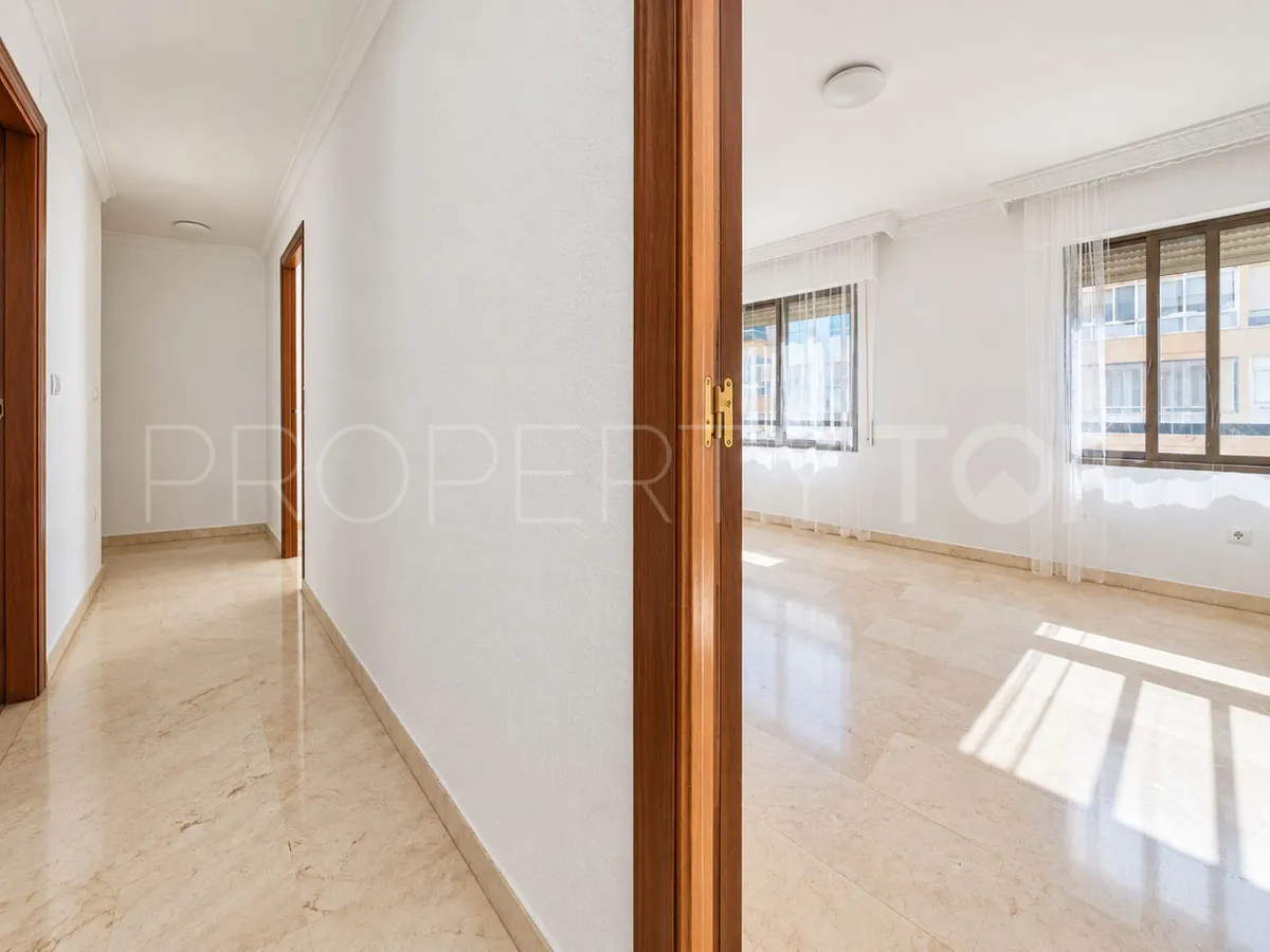 Apartment for sale in Estepona
