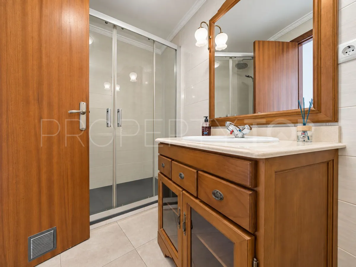 Apartment for sale in Estepona