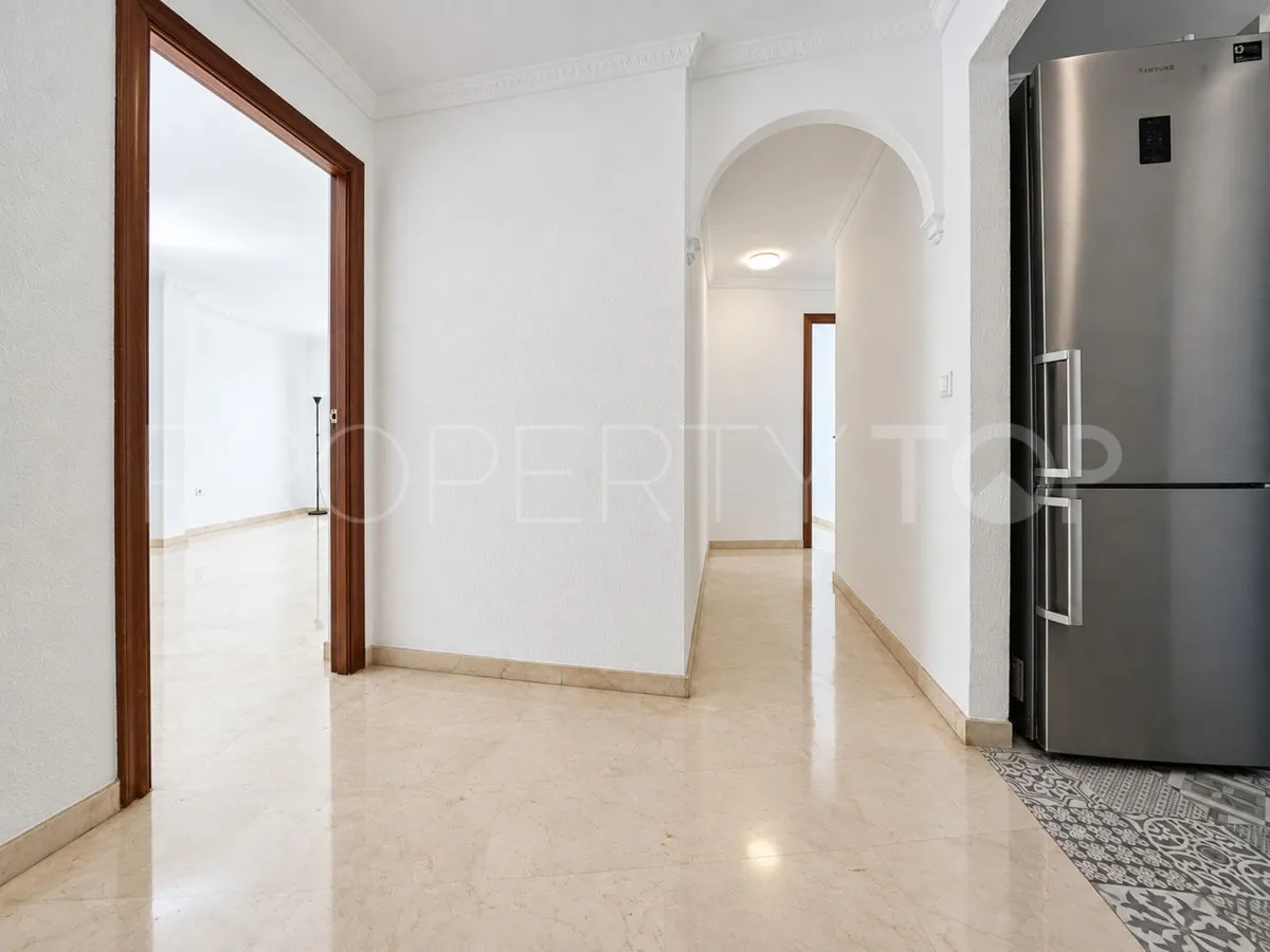 Apartment for sale in Estepona